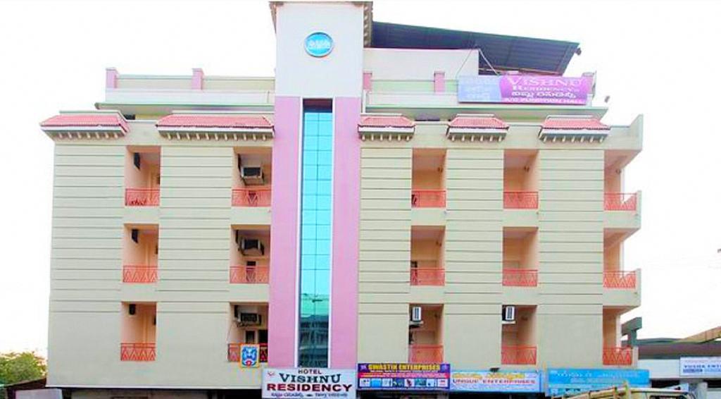 Hotel Vishnu Residency Visakhapatnam Bagian luar foto
